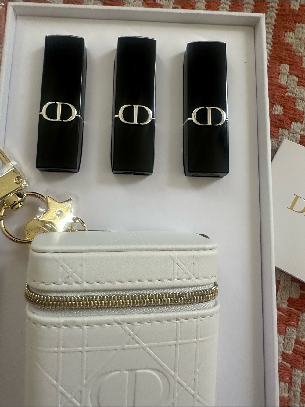 Dior White Embossed Leather Cosmetic Case with Black Lipstick Trio - Picture 4 of 4